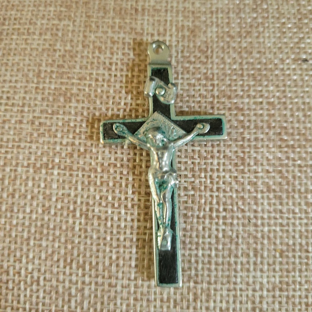 Vintage Crucifix Cross‎ Pendant Wood Inlay Silver Tone Metal 1.75 Inch Goth
